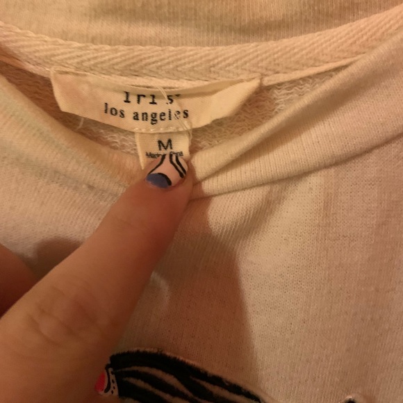 crop top - Picture 2 of 3